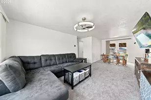 203 Alameda St, Myrtle Creek, OR 97457 - Photo 6