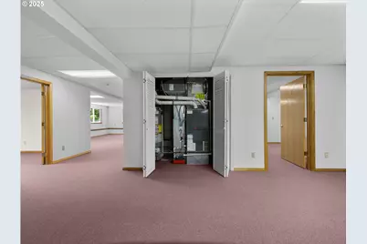 13221 SE Blackberry Cir, Portland, OR 97236 - Photo 36