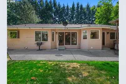 13221 SE Blackberry Cir, Portland, OR 97236 - Photo 26