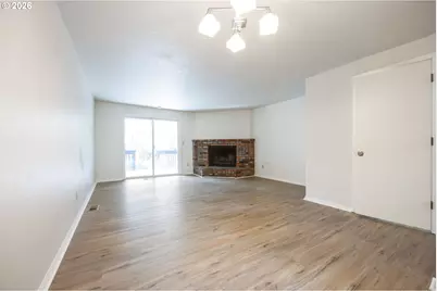 4921 SW 59th Ave #4, Portland, OR 97221 - Photo 4