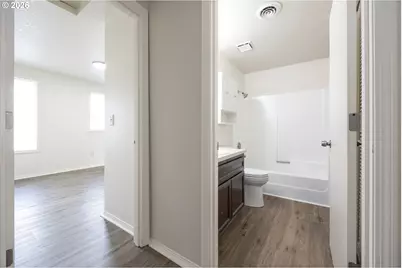 4921 SW 59th Ave #4, Portland, OR 97221 - Photo 12