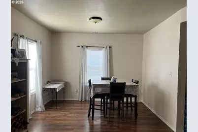 320 S Columbia St, Milton-Freewater, OR 97862 - Photo 4