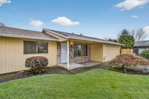 17363 SW Washington Ct, Beaverton, OR 97078 - Photo 2