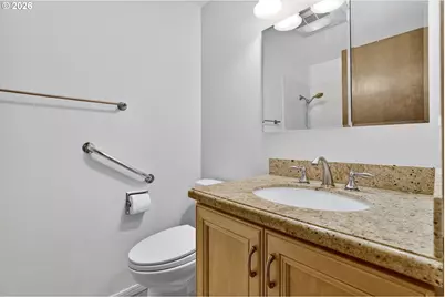 17363 SW Washington Ct, Beaverton, OR 97078 - Photo 24