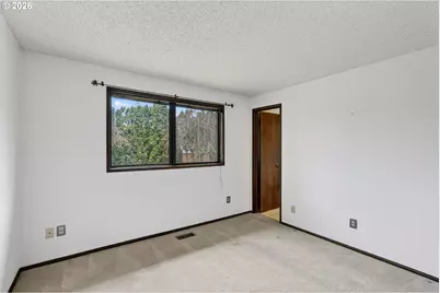 17363 SW Washington Ct, Beaverton, OR 97078 - Photo 18