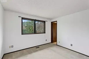 17363 SW Washington Ct, Beaverton, OR 97078 - Photo 18