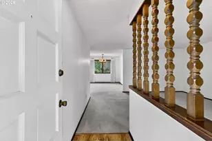 17363 SW Washington Ct, Beaverton, OR 97078 - Photo 4