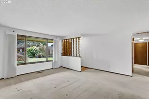 17363 SW Washington Ct, Beaverton, OR 97078 - Photo 6