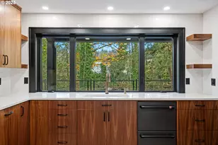 6057 Peaceful Ln, Silverton, OR 97381 - Photo 10