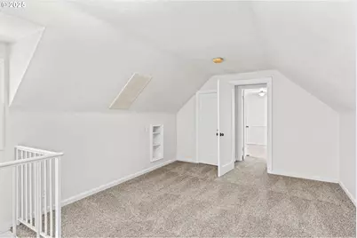 115 E Hilliard Ln, Eugene, OR 97404 - Photo 34