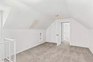 115 E Hilliard Ln, Eugene, OR 97404 - Photo 34