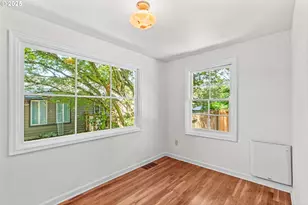 115 E Hilliard Ln, Eugene, OR 97404 - Photo 26