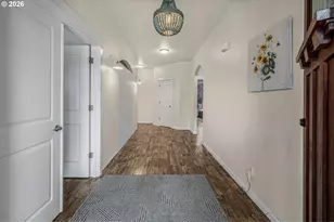 221 E 16th St, Lafayette, OR 97127 - Photo 8