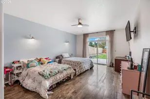 221 E 16th St, Lafayette, OR 97127 - Photo 26