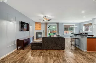 221 E 16th St, Lafayette, OR 97127 - Photo 18