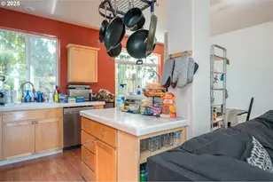 2474 NW 168th Pl, Beaverton, OR 97006 - Photo 8