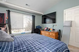 2474 NW 168th Pl, Beaverton, OR 97006 - Photo 12