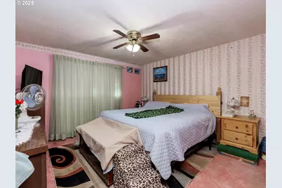 1259 Randolph Rd, Woodburn, OR 97071 - Photo 14