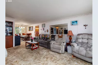 1259 Randolph Rd, Woodburn, OR 97071 - Photo 6