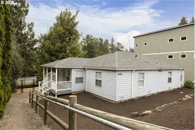 12566 SE 27th Ave, Milwaukie, OR 97222 - Photo 2