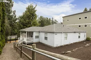 12566 SE 27th Ave, Milwaukie, OR 97222 - Photo 2