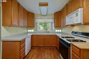 6290 SW Carman Dr, Lake Oswego, OR 97035 - Photo 10