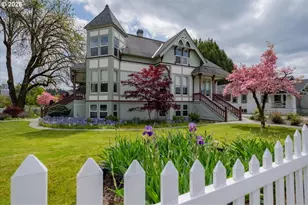 1121 Main St, Dallas, OR 97338 - Photo 2