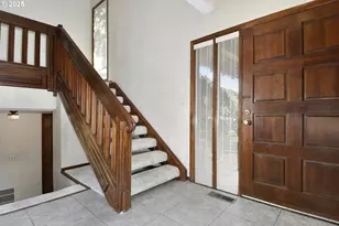 3143 NE 156th Ave, Portland, OR 97230 - Photo 6