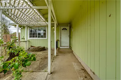 445 SW Juniper St, Junction City, OR 97448 - Photo 28