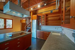 321 Mill St, Eugene, OR 97401 - Photo 14