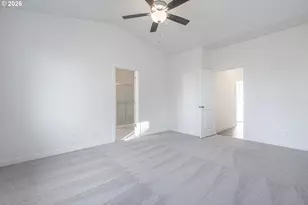 673 Parker Loop, Silverton, OR 97381 - Photo 32