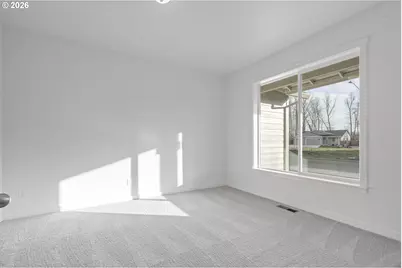 673 Parker Loop, Silverton, OR 97381 - Photo 8