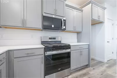 673 Parker Loop, Silverton, OR 97381 - Photo 18