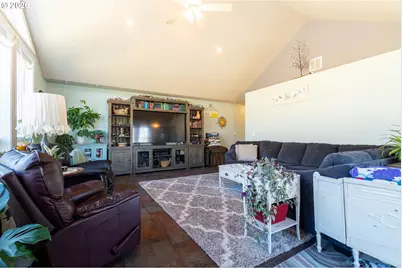 Stackland, Cove, OR 97824 - Photo 4