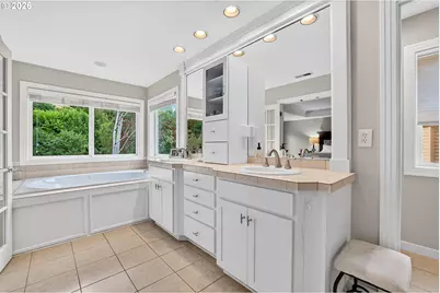 12786 NW Lilywood Dr, Portland, OR 97229 - Photo 32