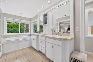 12786 NW Lilywood Dr, Portland, OR 97229 - Photo 32