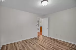 4956 NE 9th Ave, Portland, OR 97211 - Photo 18