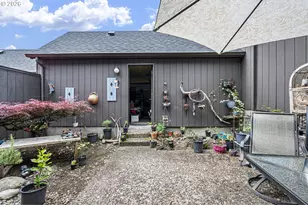 157 Westbrook Way, Eugene, OR 97405 - Photo 12