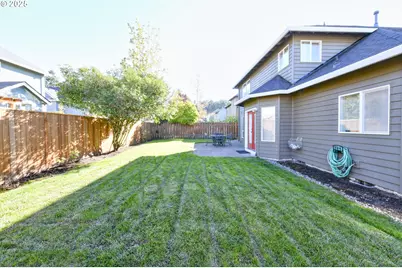 2640 NE Nova Ave, Hillsboro, OR 97124 - Photo 4