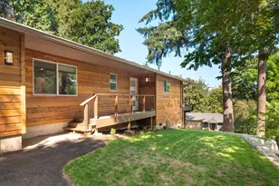 818 Ash St, Lake Oswego, OR 97034 - Photo 2