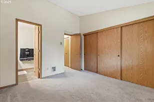 13216 NE Salmon Creek Ave, Vancouver, WA 98686 - Photo 16