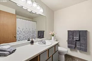 13216 NE Salmon Creek Ave, Vancouver, WA 98686 - Photo 18