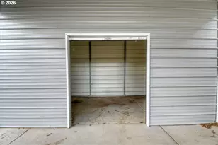 105 Columbia St, Helix, OR 97835 - Photo 34