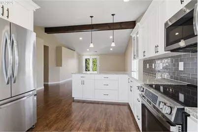 2607 Duke St, Woodburn, OR 97071 - Photo 8