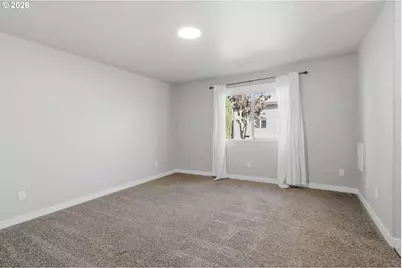 2607 Duke St, Woodburn, OR 97071 - Photo 16