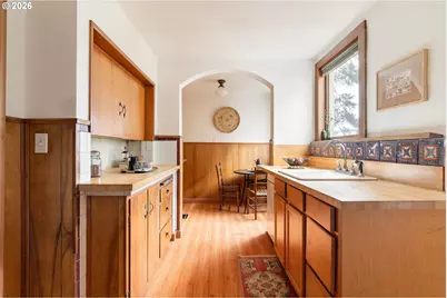 3366 NW Franklin Ct, Portland, OR 97210 - Photo 16