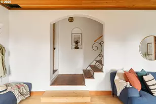 3366 NW Franklin Ct, Portland, OR 97210 - Photo 8