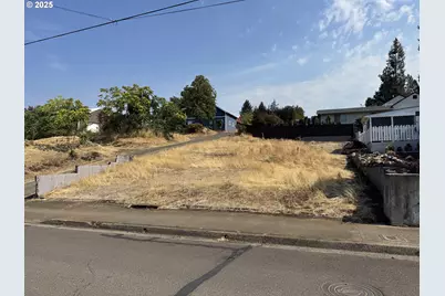 1224 SE Booth Ave, Roseburg, OR 97470 - Photo 10