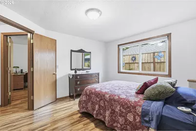 2053 SE 74th Ave, Hillsboro, OR 97123 - Photo 18