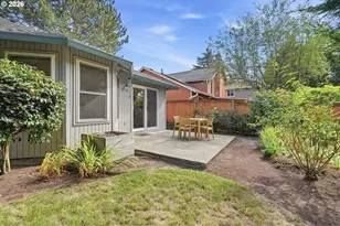 2053 SE 74th Ave, Hillsboro, OR 97123 - Photo 32